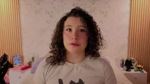 Snapshot of charlote__miller chatting on July 2026 11:16:02 AM You honey online show from July 2026 11:16:02 AM