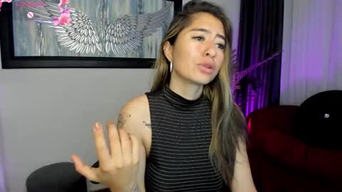 Snapshot of charlote_horny chatting on November 2025 11:43:01 AM Charlote online show from November 2025 11:43:01 AM