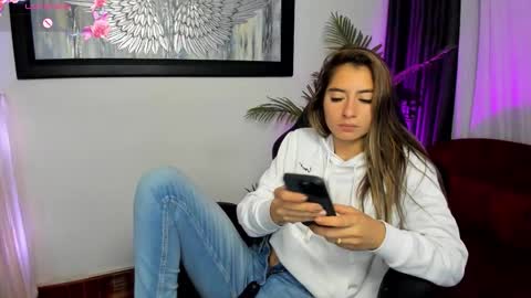 Snapshot of charlote_horny chatting on November 2025 11:40:02 AM Charlote online show from November 2025 11:40:02 AM