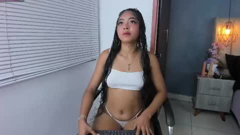 Snapshot of charlothe_01 chatting on June 2026 10:45:02 PM Charlot online show from June 2026 10:45:02 PM