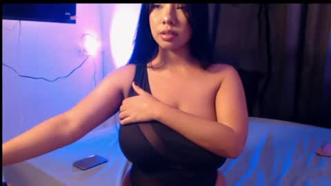 Snapshot of charlott_hotx chatting on July 2026 02:18:01 AM charlott online show from July 2026 02:18:01 AM