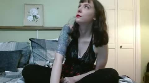 Charlotte online show from April 2026 05:32:02 AM