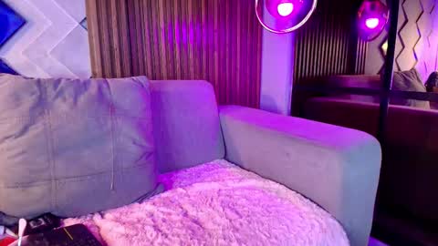 ambar online show from December 2025 11:25:02 AM