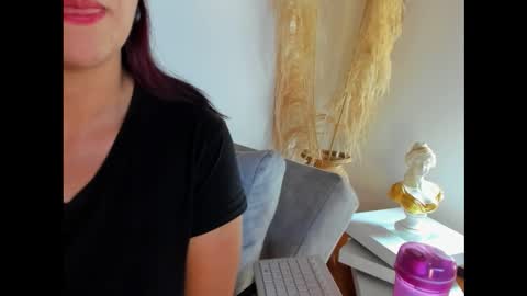 Snapshot of charlotte_2910 chatting on October 2025 03:56:02 PM charlotte online show from October 2025 03:56:02 PM