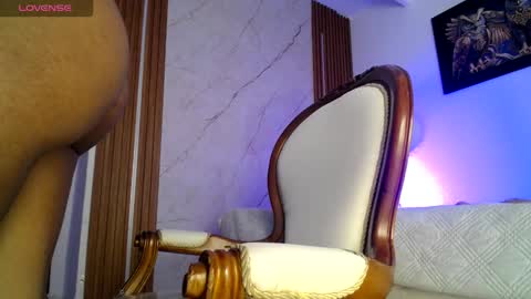 Charlotte  online show from January 2026 01:04:01 PM