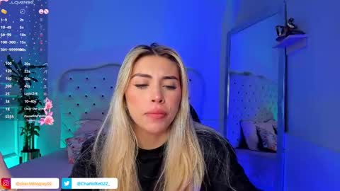 Snapshot of charlotte__grey chatting on March 2025 07:38:01 PM charlotte grey online show from March 2025 07:38:01 PM