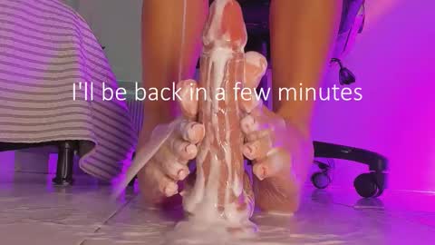 Snapshot of charlotte__grey chatting on September 2025 07:35:02 PM charlotte grey online show from September 2025 07:35:02 PM