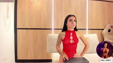 Charlotte colee online show from November 2025 11:43:02 AM