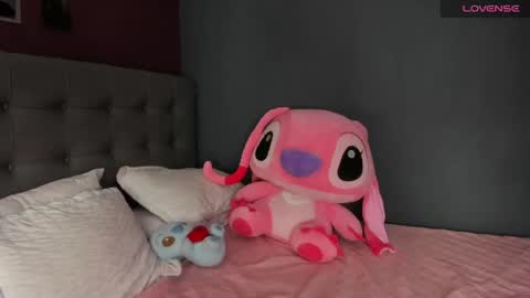 Charlotte james online show from April 2026 12:38:02 AM