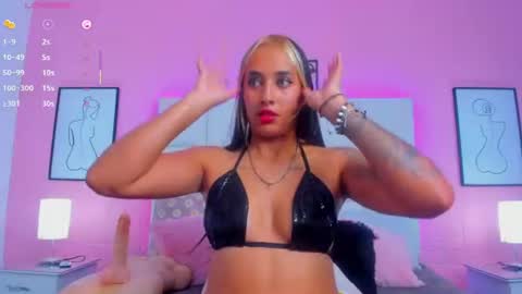 Snapshot of charlotte_kisss chatting on July 2026 05:26:02 PM Charlotte online show from July 2026 05:26:02 PM