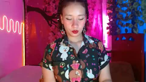 charlotte_morh_ online show from April 2026 07:59:01 PM