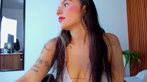 Snapshot of charlotte_rousee chatting on September 2025 08:44:01 PM charlotte_rousee online show from September 2025 08:44:01 PM