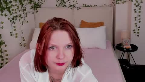 Snapshot of charlotte_stee chatting on April 2026 01:58:02 AM Charlotte online show from April 2026 01:58:02 AM