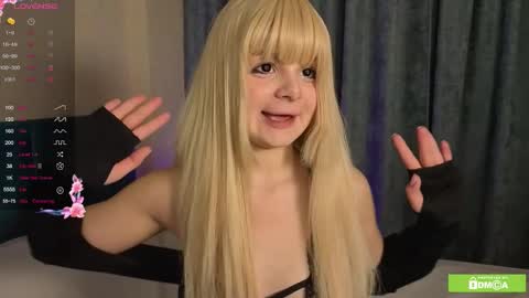 charlotte_wxw online show from December 2025 05:18:02 PM