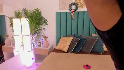 Snapshot of charlottebrandt chatting on December 2025 07:33:02 PM Charlotte Brandt online show from December 2025 07:33:02 PM