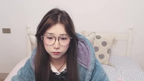 Charlotte online show from December 2025 12:12:01 PM