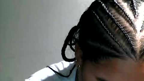 Snapshot of charlottequeen_21 chatting on April 2026 12:04:01 PM charlottequeen_21 online show from April 2026 12:04:01 PM