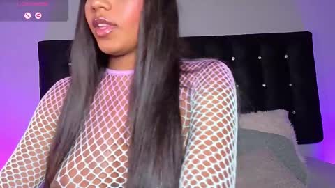 Snapshot of charlotterussel chatting on February 2025 03:21:02 AM charlotterussel online show from February 2025 03:21:02 AM