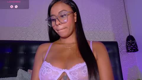 Snapshot of charlotterussel chatting on March 2025 11:39:01 PM charlotterussel online show from March 2025 11:39:01 PM