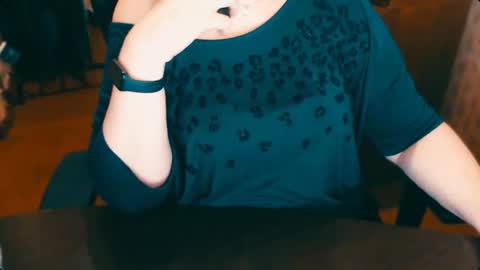 CharlotteXTasty online show from November 2025 11:21:01 AM