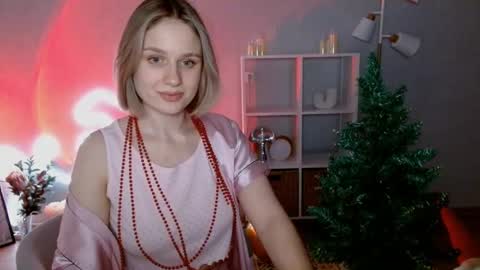 Snapshot of charming_beauty chatting on December 2024 06:00:01 AM Michelle online show from December 2024 06:00:01 AM