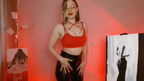 Snapshot of charming_beauty chatting on March 2025 09:10:02 AM Michelle online show from March 2025 09:10:02 AM