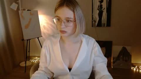 Snapshot of charming_beauty chatting on September 2025 03:07:02 AM Michelle online show from September 2025 03:07:02 AM