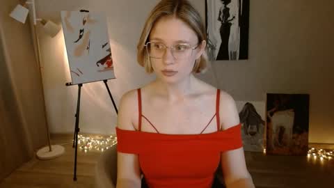 Snapshot of charming_beauty chatting on September 2025 07:54:01 AM Michelle online show from September 2025 07:54:01 AM