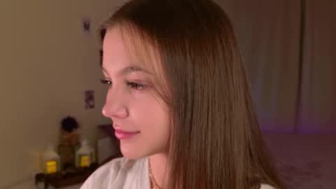 Kaylee online show from September 2025 03:58:02 PM