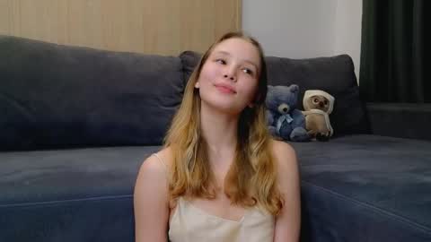 Snapshot of charming_evaa chatting on April 2026 02:44:02 PM Eva online show from April 2026 02:44:02 PM