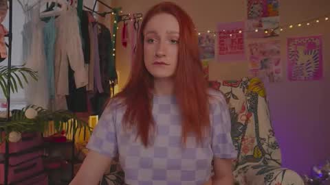 Lissa online show from November 2025 11:02:02 AM