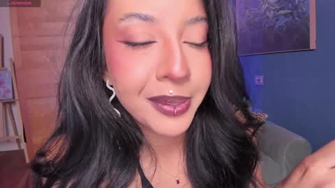 Victoria online show from December 2024 01:55:02 PM