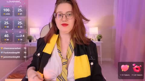 Snapshot of charmygrace chatting on December 2024 06:05:02 PM Grace online show from December 2024 06:05:02 PM