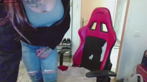 Snapshot of chased12 chatting on November 2025 04:58:02 AM Chasey online show from November 2025 04:58:02 AM