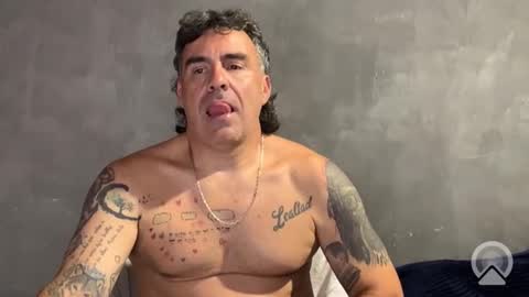 chato012 online show from April 2026 05:00:01 PM