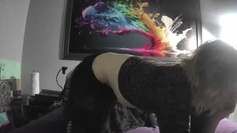 Sarah online show from October 2025 10:01:01 AM