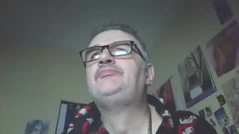 Snapshot of chatubatelee555 chatting on October 2025 06:17:01 PM lee online show from October 2025 06:17:01 PM