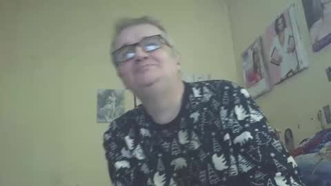 Snapshot of chatubatelee555 chatting on November 2025 06:18:01 PM lee online show from November 2025 06:18:01 PM