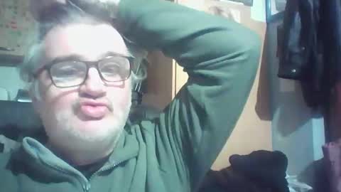 Snapshot of chatubatelee555 chatting on February 2026 06:04:02 PM lee online show from February 2026 06:04:02 PM