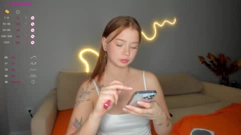 Snapshot of chaturrbaby chatting on September 2025 05:28:01 PM Em online show from September 2025 05:28:01 PM