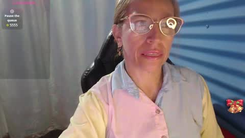 CHAYLA VICTORIA RUIZ  online show from April 2026 11:25:01 AM