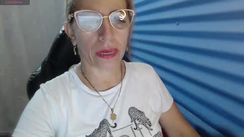 Snapshot of chayla_ruiz chatting on May 2026 10:15:02 PM CHAYLA VICTORIA RUIZ online show from May 2026 10:15:02 PM
