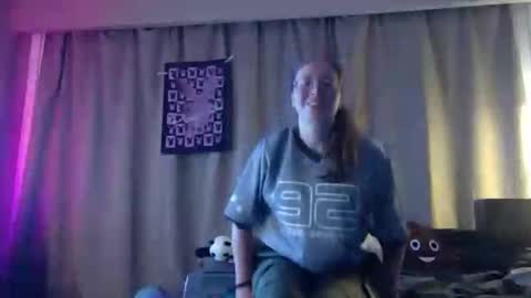 CheekyNightOwl online show from September 2025 09:25:01 PM