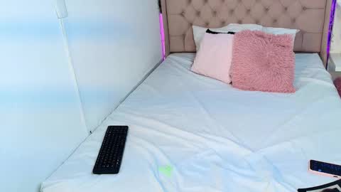 cheerry_moon online show from March 2026 07:32:02 PM