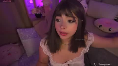 Baby Cherry online show from April 2026 09:39:33 PM