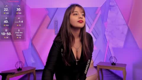 chellyguzman online show from June 2026 12:00:02 PM