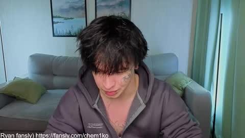 LUCASRYANPVT IS OPEN online show from November 2025 12:33:02 PM