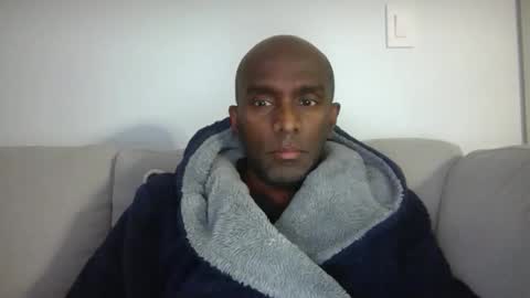 chenthu1979 online show from April 2026 11:02:02 AM