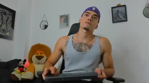 Snapshot of chepe_fit chatting on August 2026 12:09:01 AM chepe vause online show from August 2026 12:09:01 AM