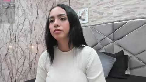 Snapshot of cherry__sweet_ chatting on November 2025 11:42:02 AM Emma online show from November 2025 11:42:02 AM